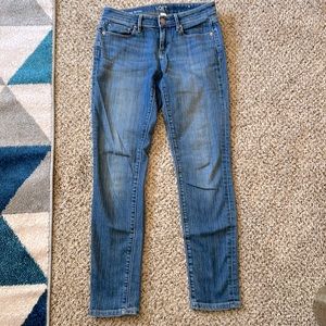 Ann Taylor 0 Curvy Skinny jeans